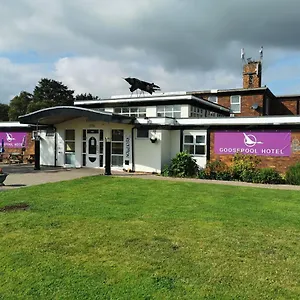 Goosepool 3* Darlington (Durham)